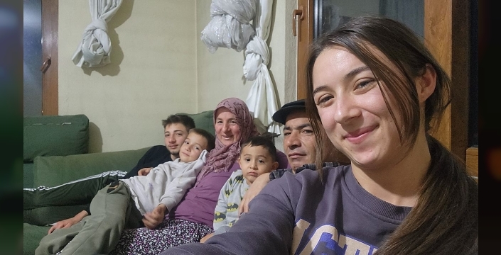 Doğal köy yaşamıyla 1 milyona yaklaştı: Helime Nural'dan fenomenlik sırları