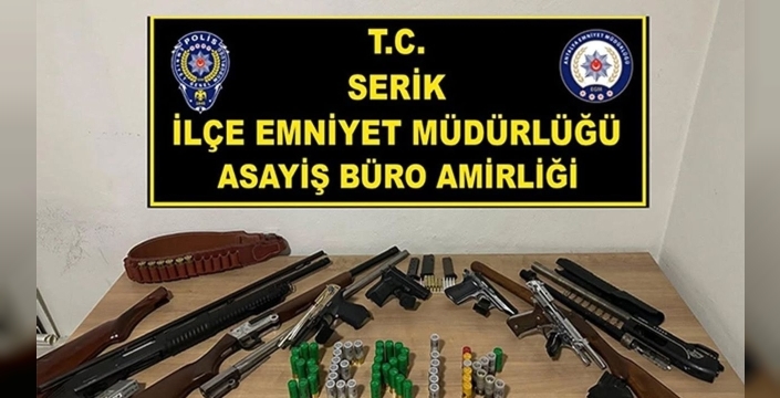 Serik'te nefes kesen operasyon: 12 adrese şafak baskını, 8 kişi yakalandı!