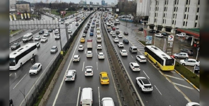 Ocak ayında trafiğe kaydolan araç sayısı sürpriz düşüşle azaldı